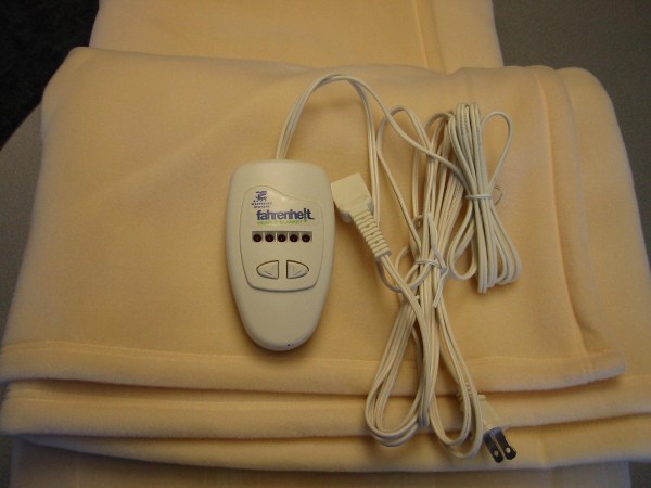 staying-warm-electric-blanket