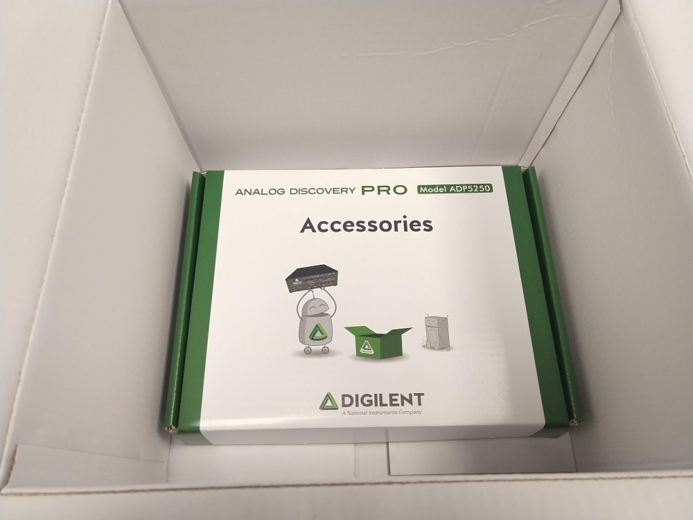 unboxing-accessories-box.jpg